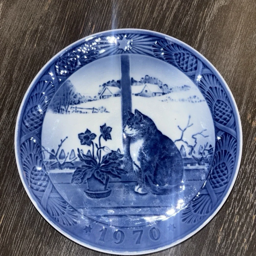 1970 Royal Copenhagen Christmas Plate 